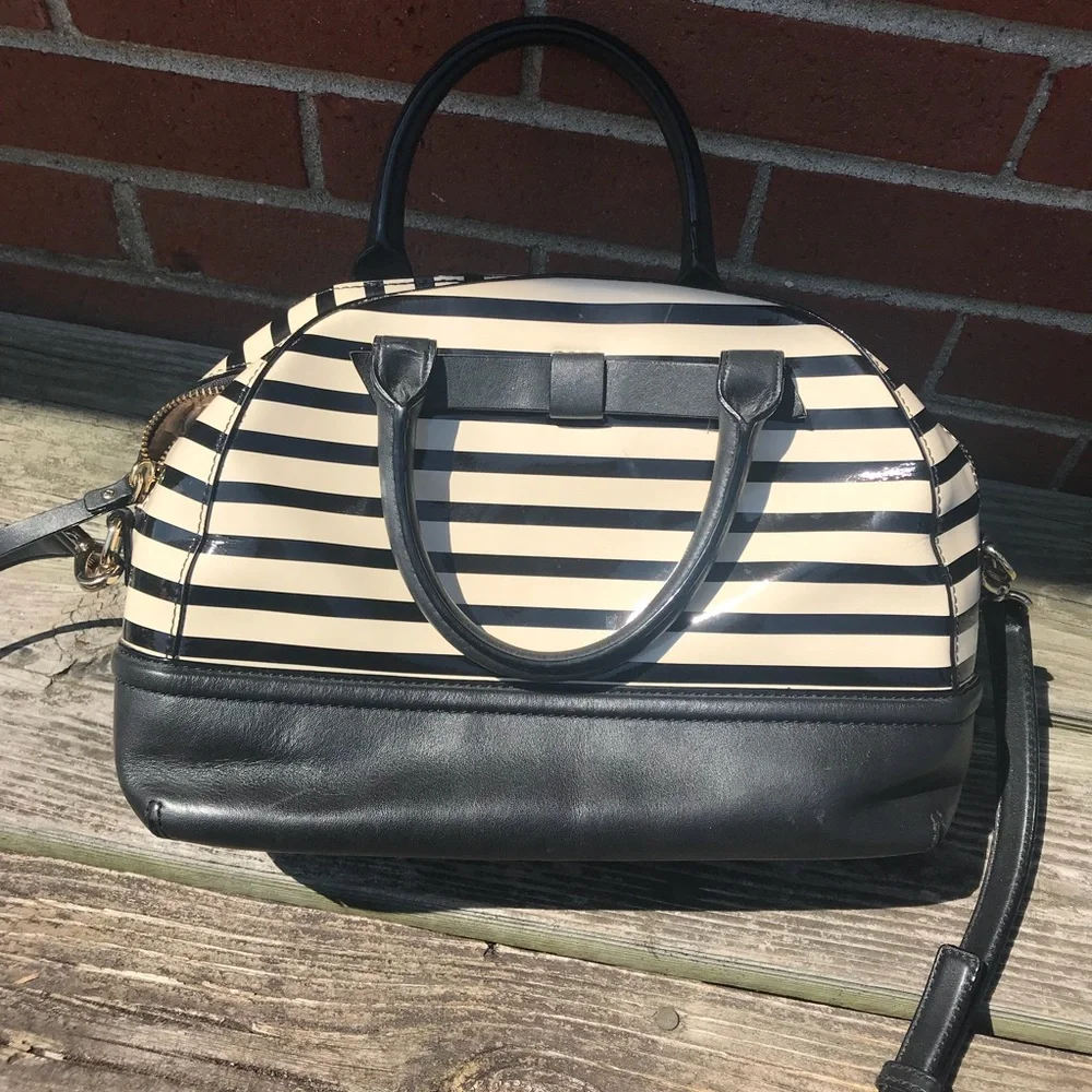 Kate Spade Chelsea Park Dome Satchel Matching Wristlet Stripe Set